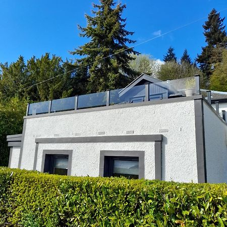 Cosy Lochside Cottage With Mountain And Sea Views Clynder 외부 사진