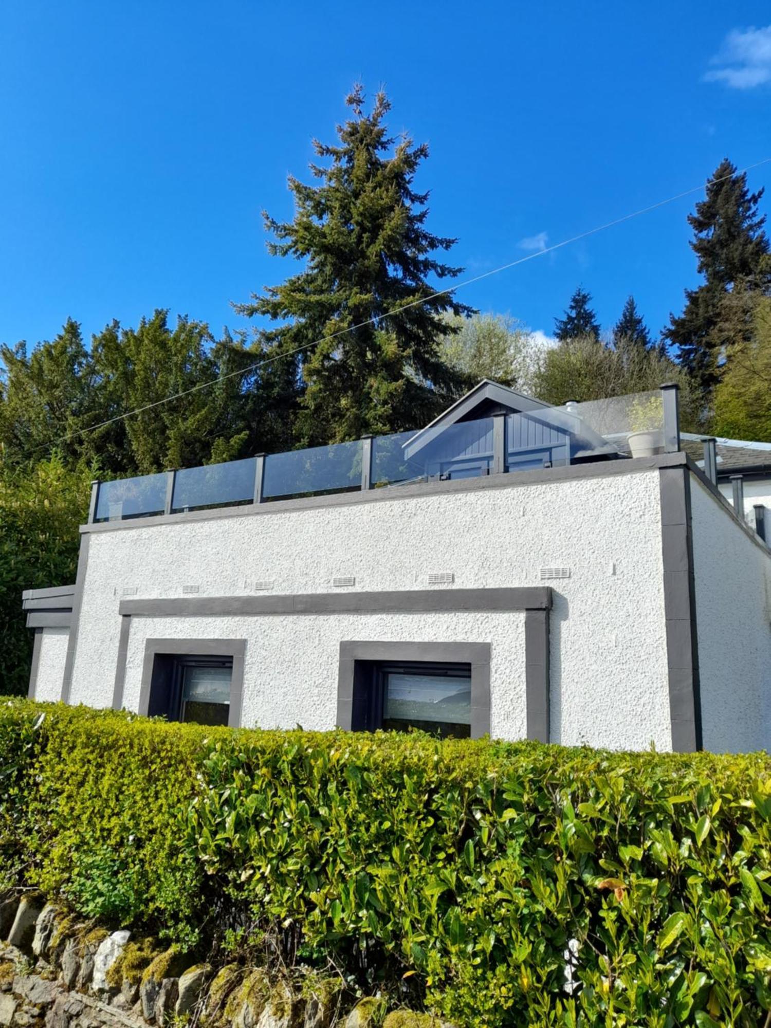 Cosy Lochside Cottage With Mountain And Sea Views Clynder 외부 사진